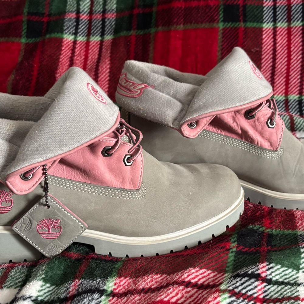 Timberland Pink and Gray Fold-Over Boots 89341